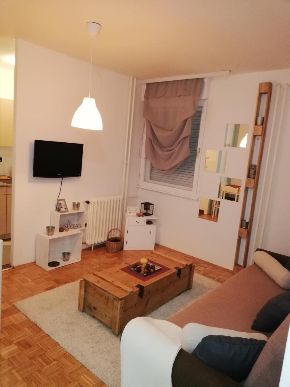 Ada Milipe Lägenhet Belgrad Exteriör bild